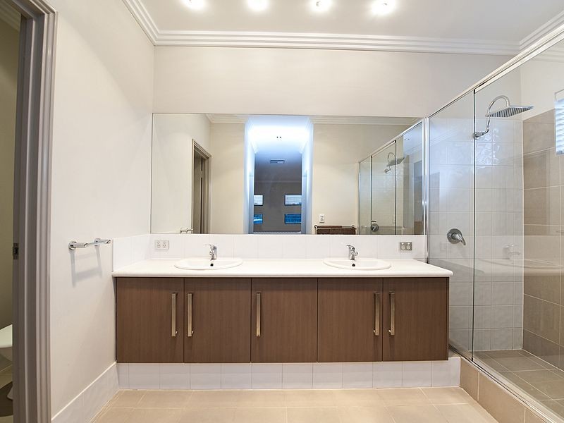 59 Baza Gardens, Maida Vale WA 6057