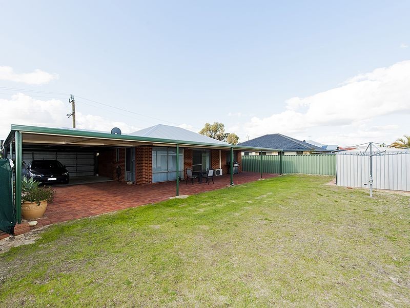 224 Adelaide Street, High Wycombe WA 6057