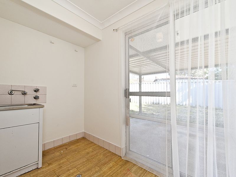 15 Golden Crescent, High Wycombe WA 6057