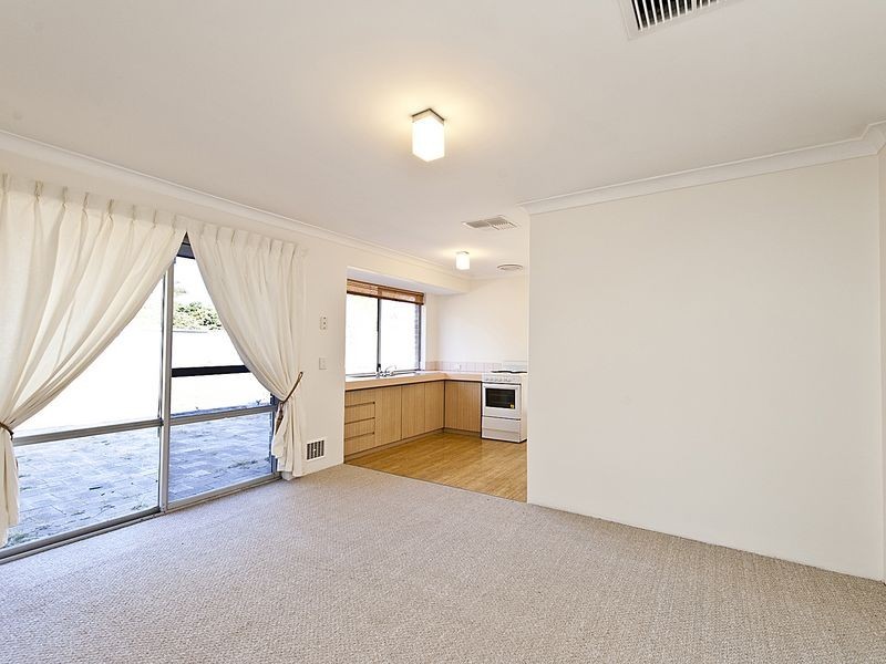 15 Golden Crescent, High Wycombe WA 6057