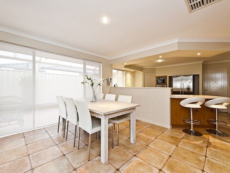 45 Myerson Crescent, Maida Vale WA 6057