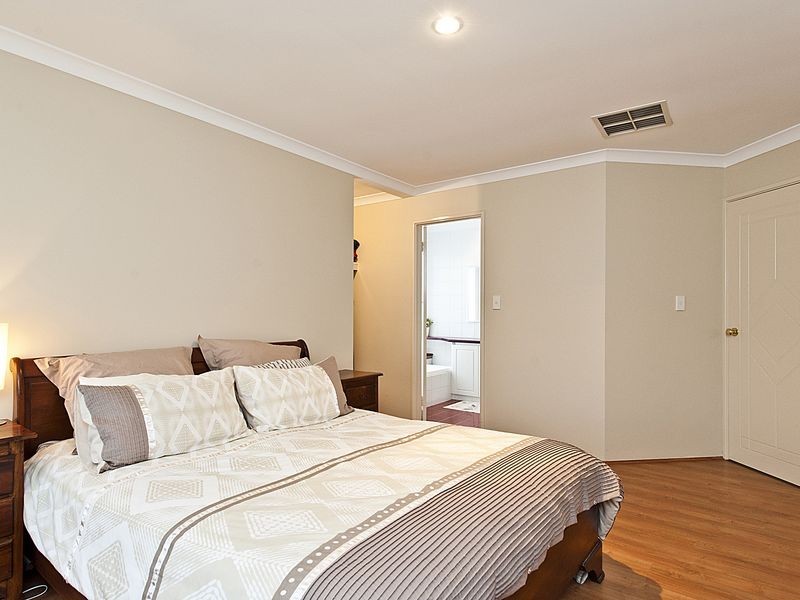 45 Myerson Crescent, Maida Vale WA 6057