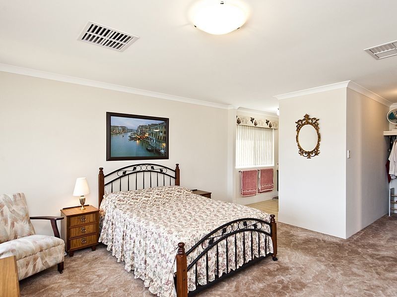 27 Benson Way, High Wycombe WA 6057