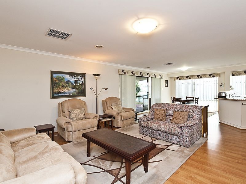 27 Benson Way, High Wycombe WA 6057