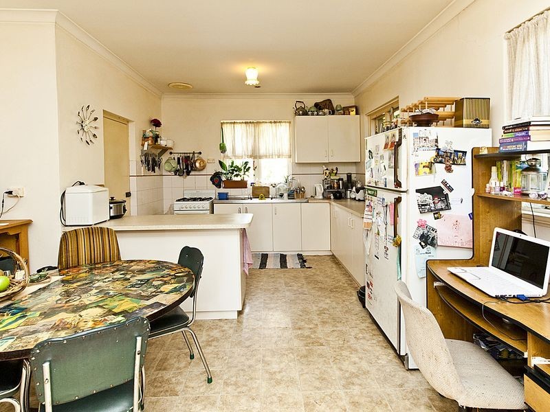 497 Kalamunda Road, High Wycombe WA 6057