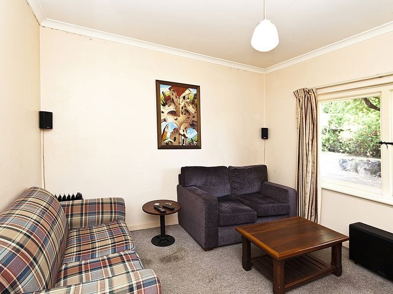 497 Kalamunda Road, High Wycombe WA 6057