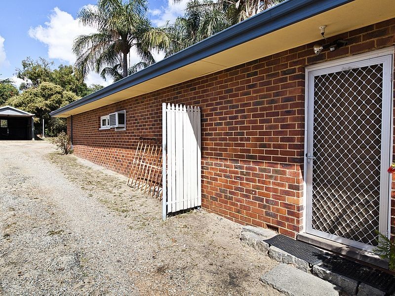 497 Kalamunda Road, High Wycombe WA 6057