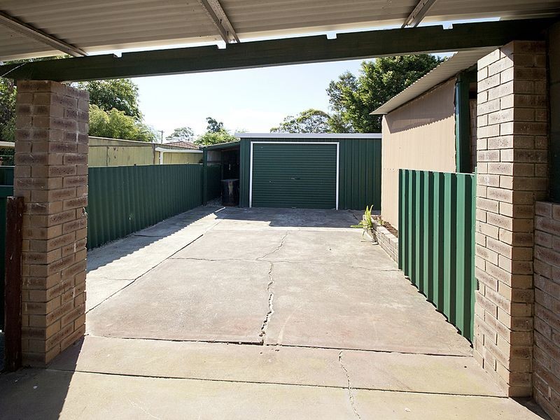 66 Pavetta Cres, Forrestfield WA 6058