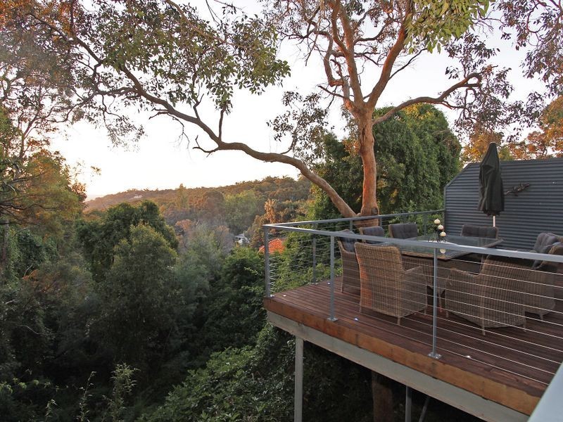 20 Francis Road, Kalamunda WA 6076