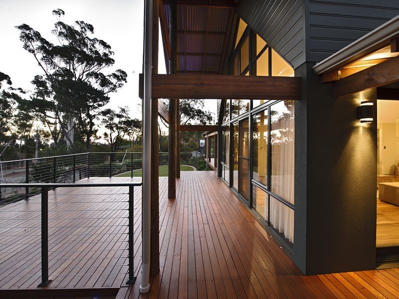 25 Gladstone Road, Kalamunda WA 6076