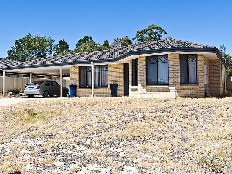 71 Fennell Crescent, Wattle Grove WA 6107