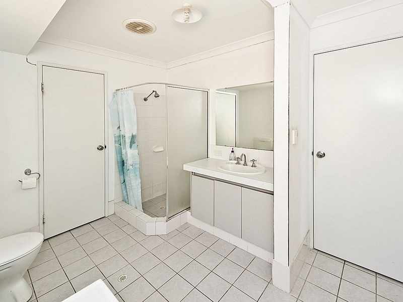 71 Fennell Crescent, Wattle Grove WA 6107