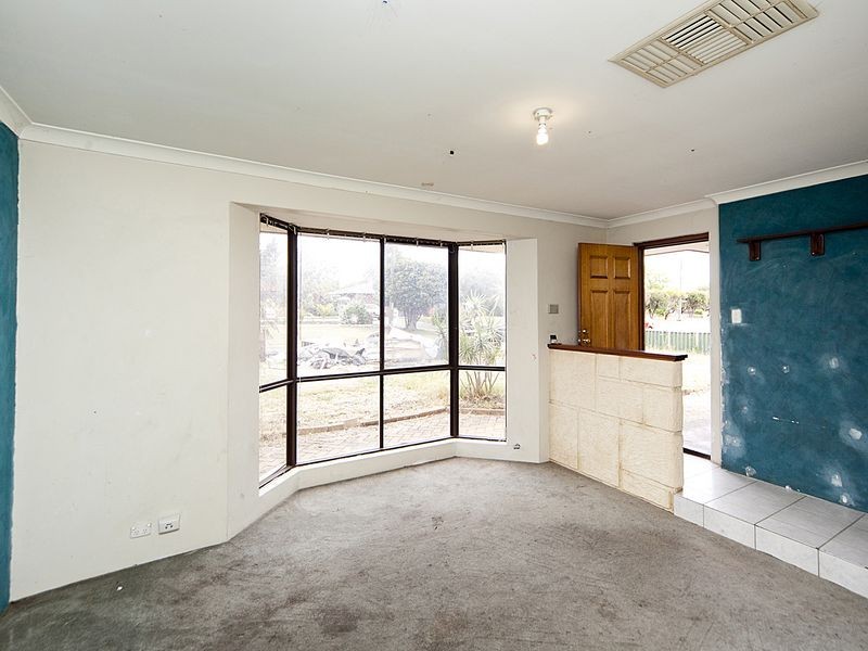 42 Marshall Road, High Wycombe WA 6057