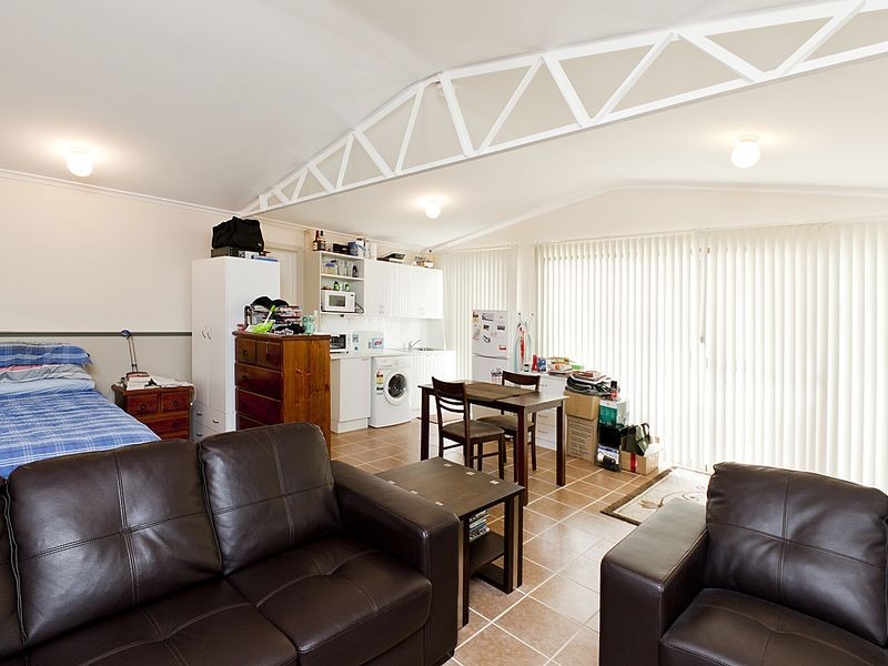 70 Berkshire Road, Forrestfield WA 6058