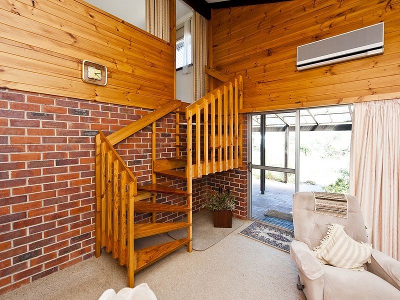 2 Beaufortia street, Forrestfield WA 6058