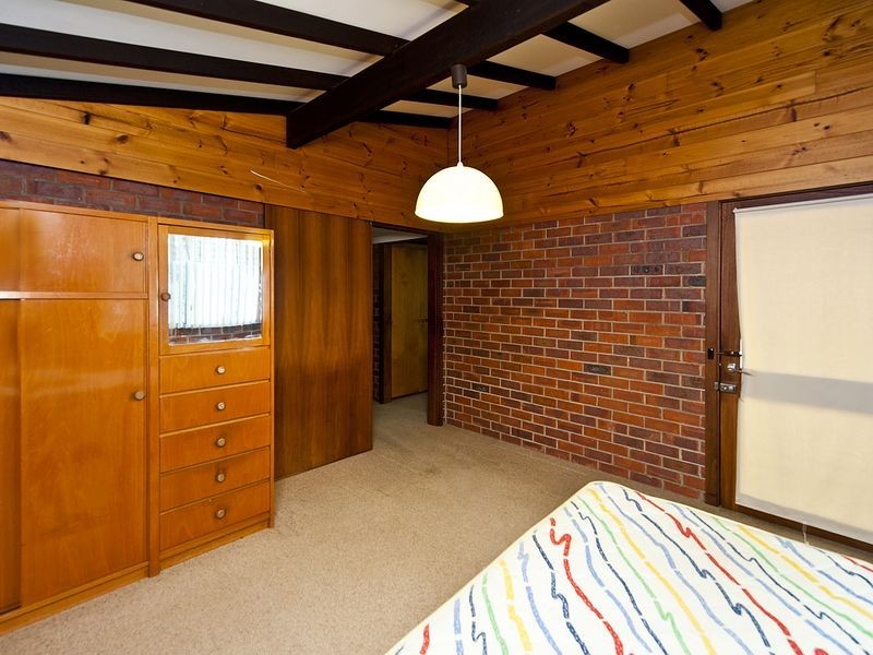 2 Beaufortia street, Forrestfield WA 6058