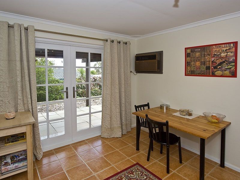 17 Barwon Street, Lesmurdie WA 6076