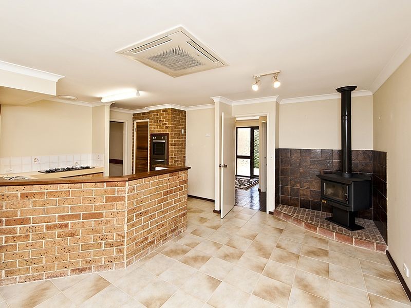 43 Kiandra Way, High Wycombe WA 6057