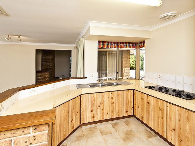 43 Kiandra Way, High Wycombe WA 6057