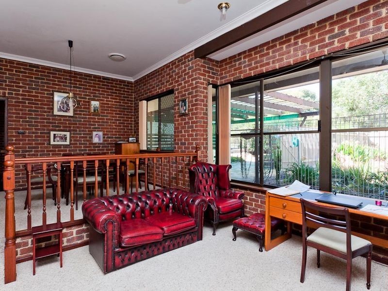 118 Midland Road, Maida Vale WA 6057