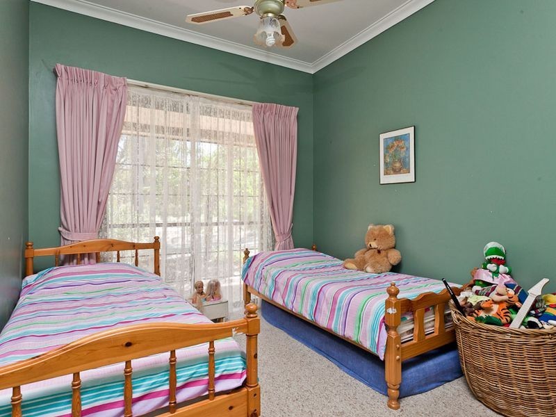 118 Midland Road, Maida Vale WA 6057