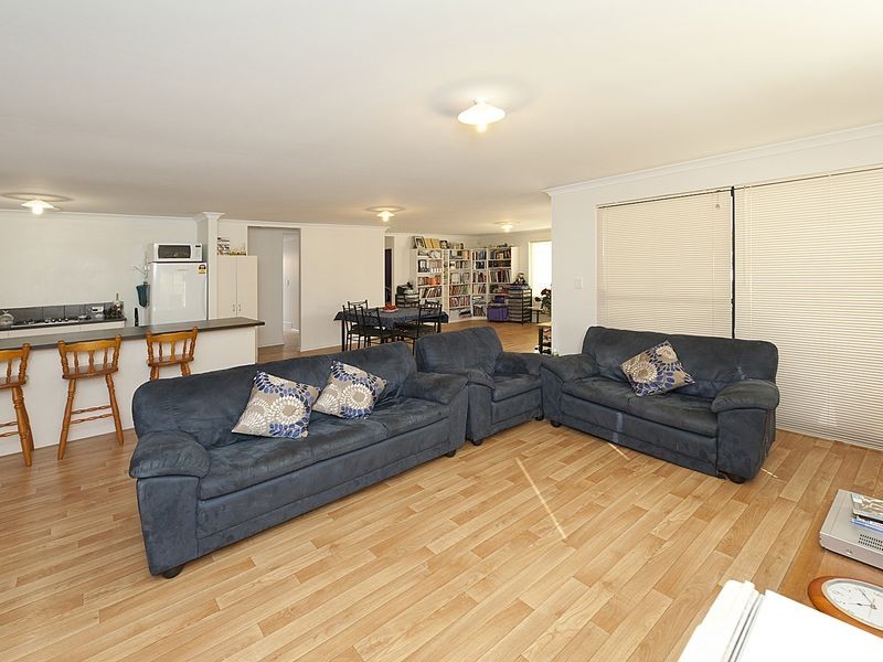 30 Norwich Way, High Wycombe WA 6057