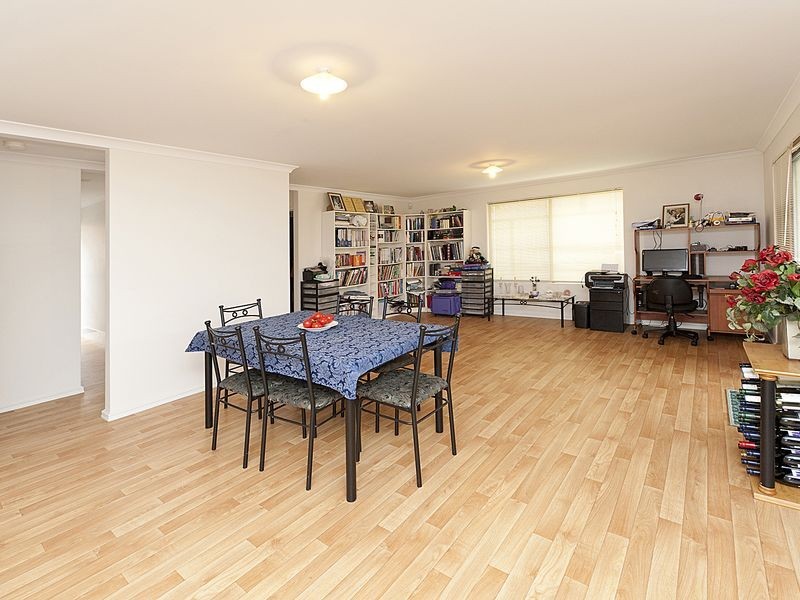 30 Norwich Way, High Wycombe WA 6057