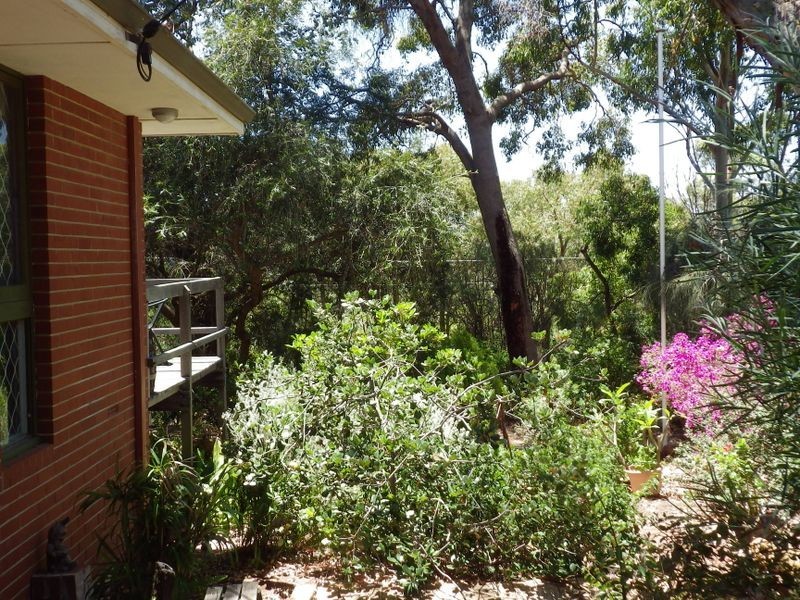 2 Wilson Place, Gooseberry Hill WA 6076