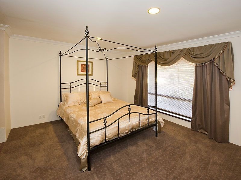 1 Gray Road, Gooseberry Hill WA 6076