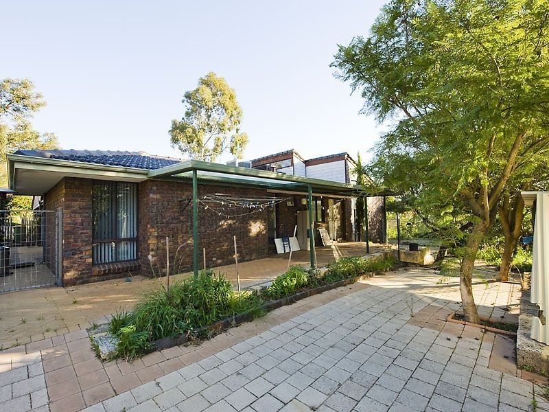 1 Gray Road, Gooseberry Hill WA 6076