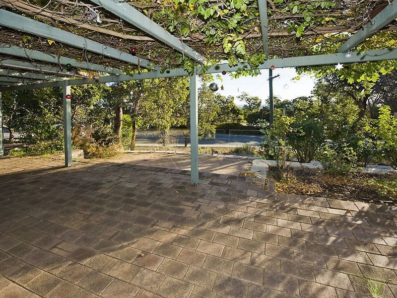 1 Gray Road, Gooseberry Hill WA 6076