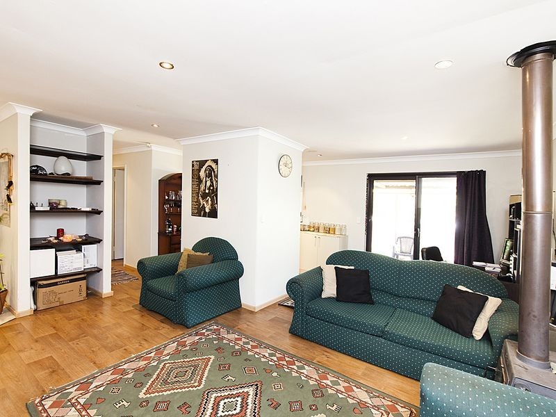 80 Newburn Road, High Wycombe WA 6057