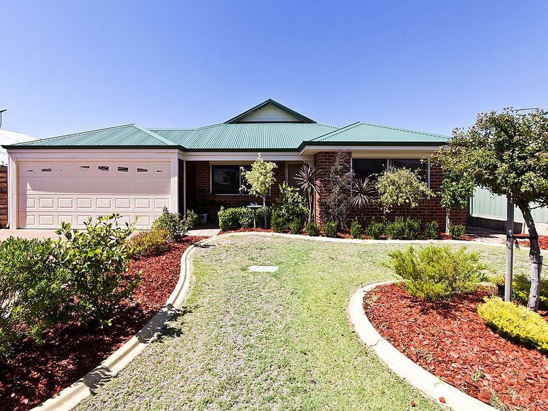 21 Benson Way, High Wycombe WA 6057