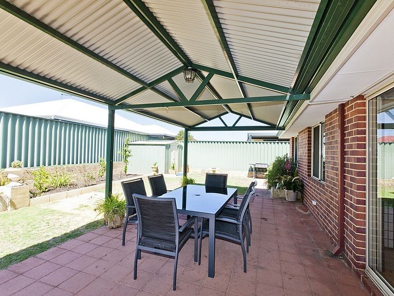 21 Benson Way, High Wycombe WA 6057