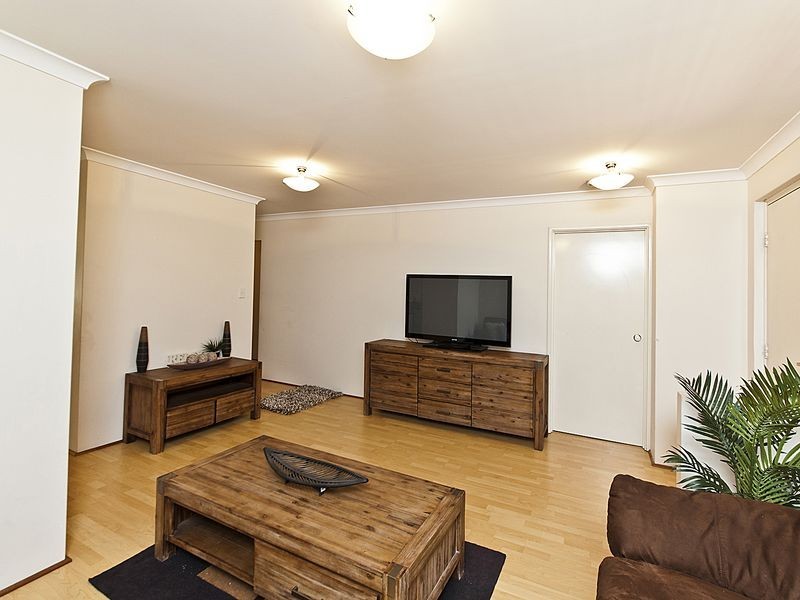 21 Benson Way, High Wycombe WA 6057