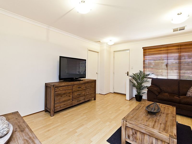 21 Benson Way, High Wycombe WA 6057