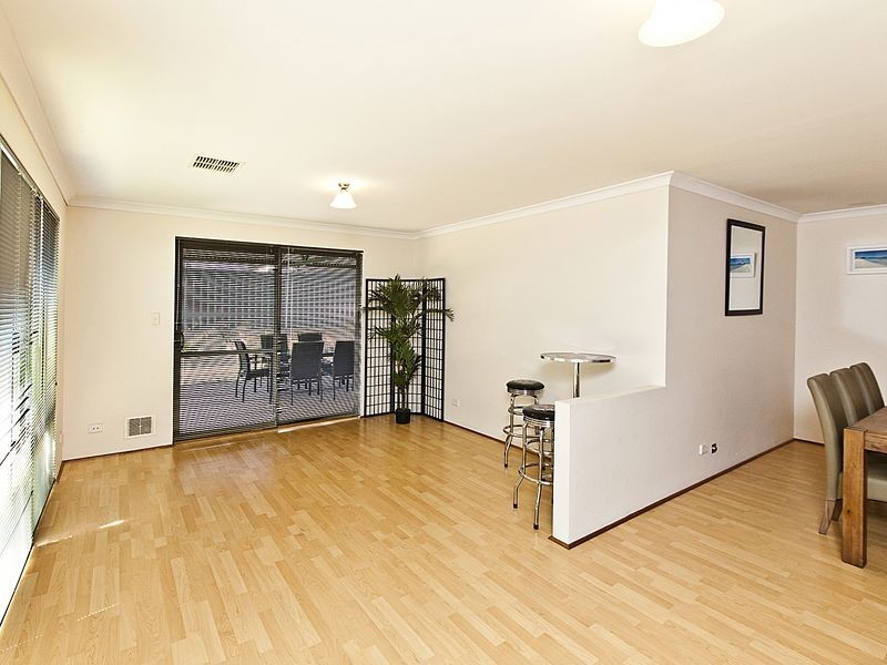 21 Benson Way, High Wycombe WA 6057