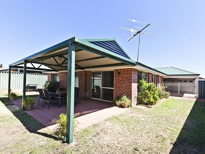 21 Benson Way, High Wycombe WA 6057