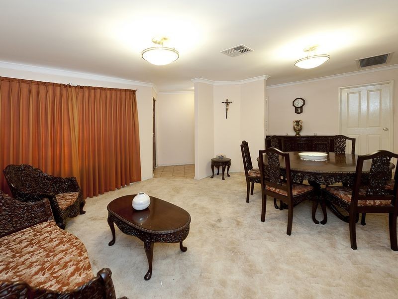 59 David Street, Maida Vale WA 6057