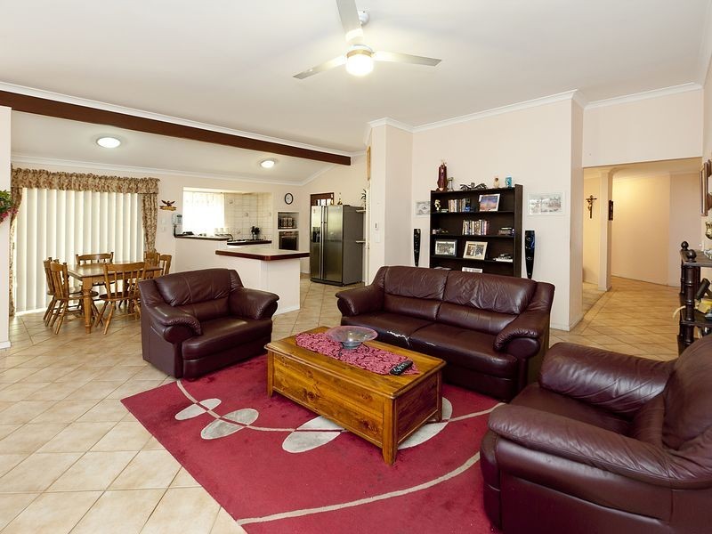 59 David Street, Maida Vale WA 6057