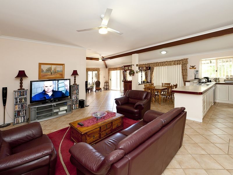 59 David Street, Maida Vale WA 6057