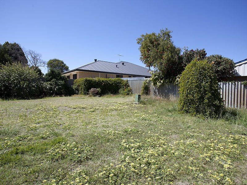 22 Markham Road, High Wycombe WA 6057