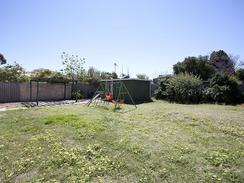 22 Markham Road, High Wycombe WA 6057