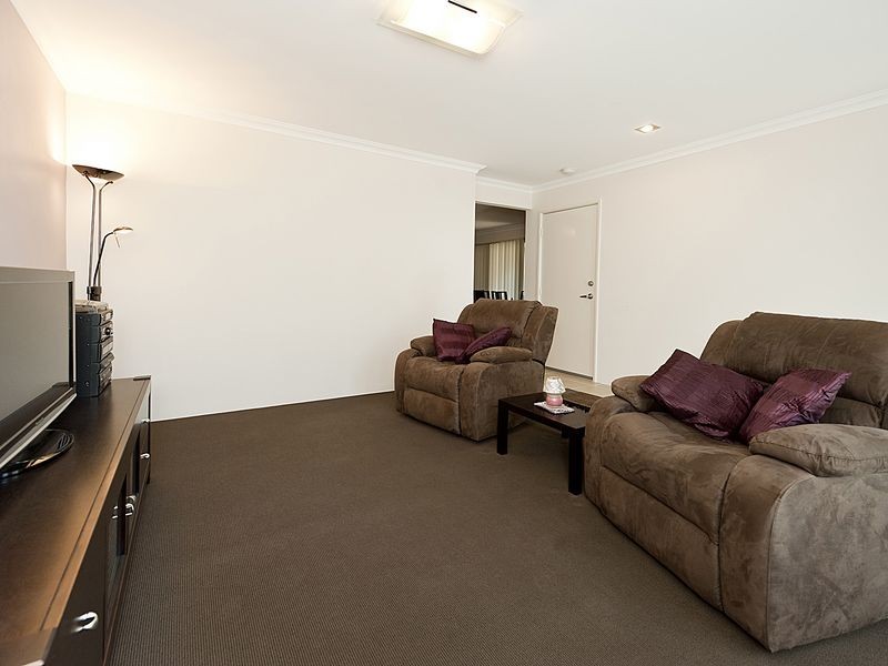 2/44 Range View Road, High Wycombe WA 6057