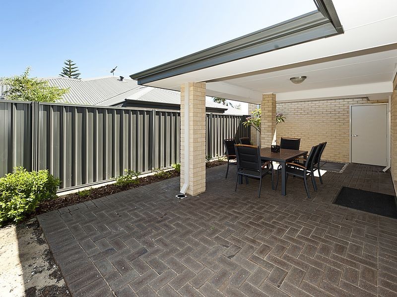 2/44 Range View Road, High Wycombe WA 6057