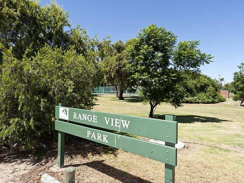 2/44 Range View Road, High Wycombe WA 6057