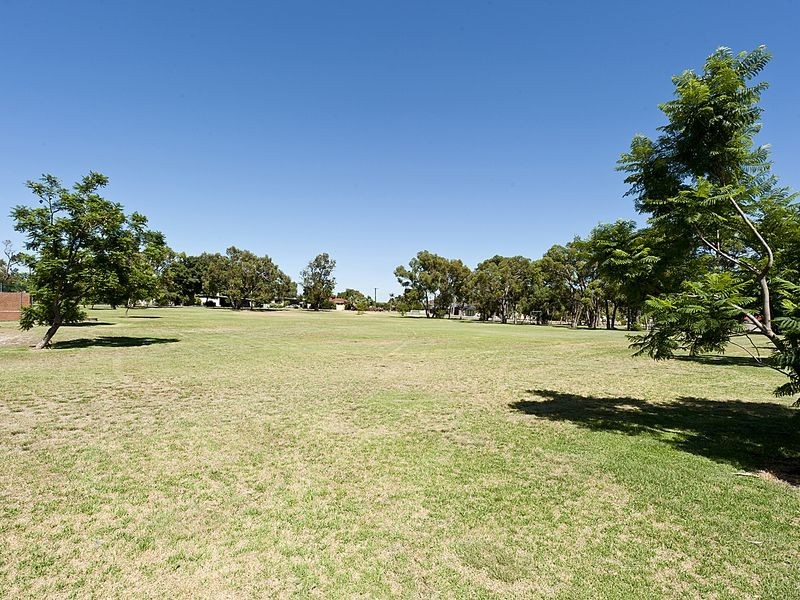 2/44 Range View Road, High Wycombe WA 6057