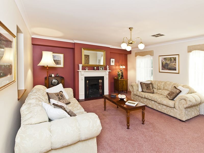 3 Pinebrook Gardens, Forrestfield WA 6058