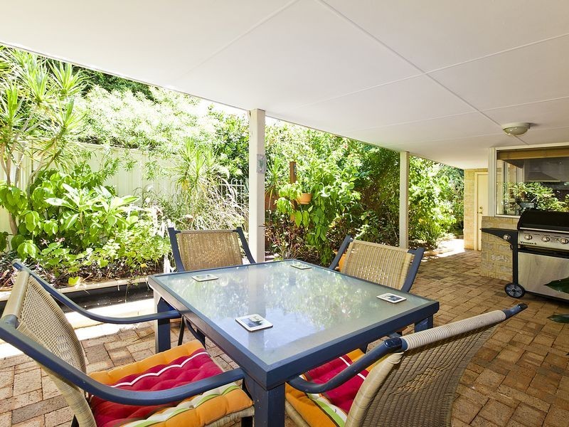 3 Pinebrook Gardens, Forrestfield WA 6058