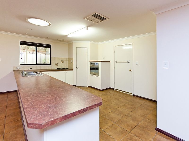 11 Galena Court, High Wycombe WA 6057
